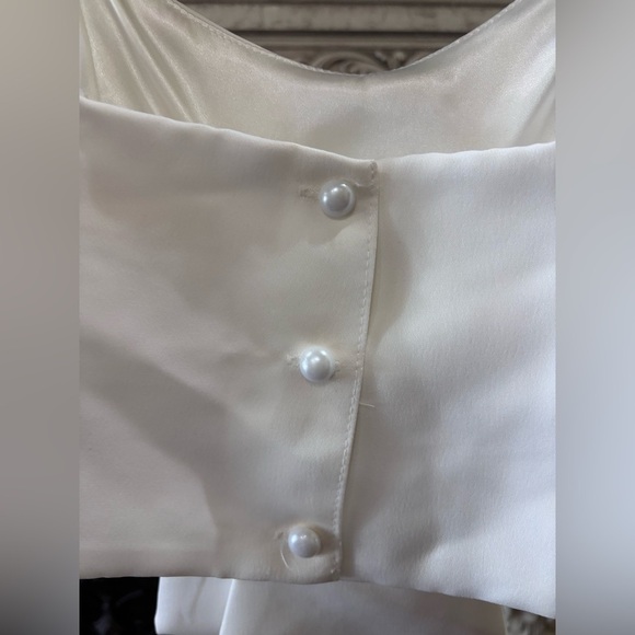 Two Twin Style Satin Bow Crop Top Size Medium Pearl Buttons - Picture 3 of 9